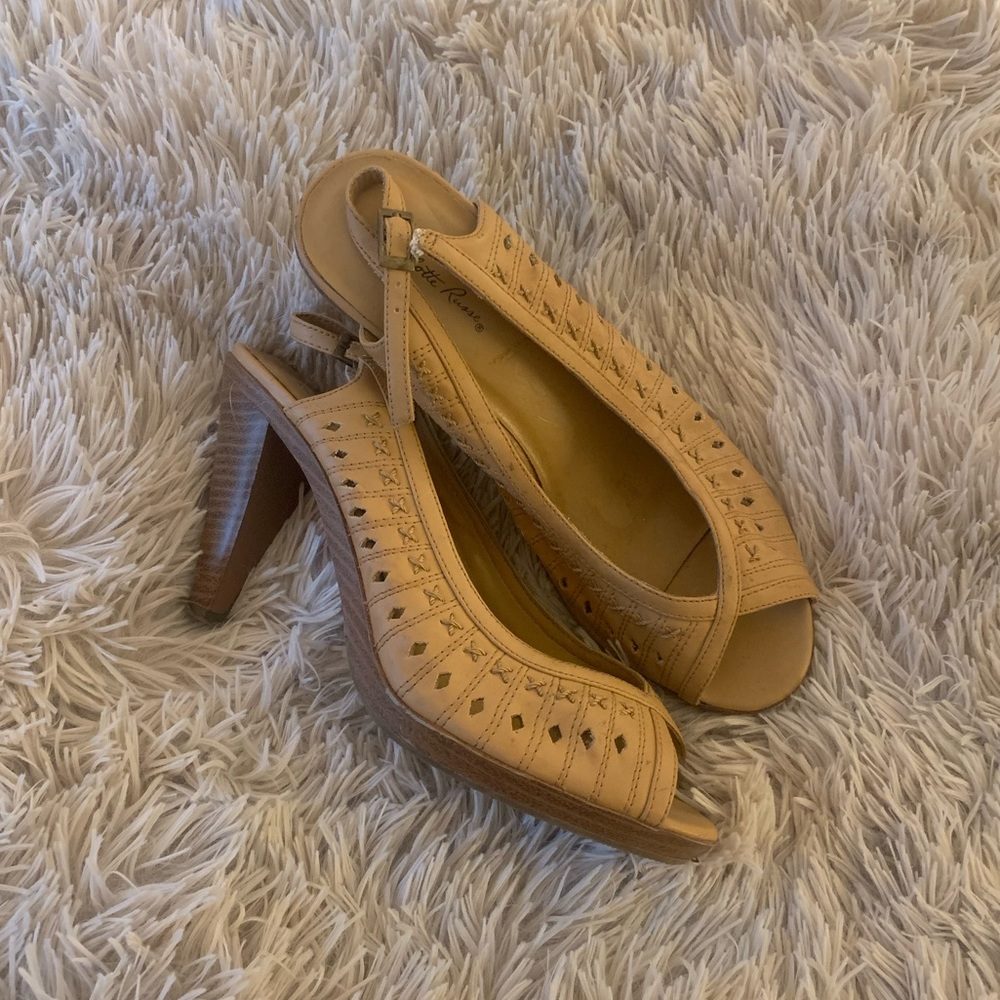 Charlotte Russe Nude Heels | Size 9